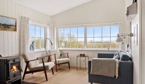 Three-Bedroom Townhouse