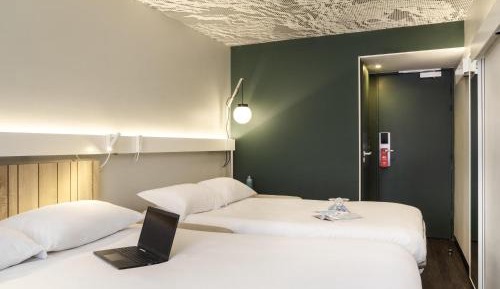 Standard Room with Two Double Beds