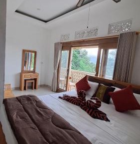 Double Room with Mountain View