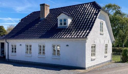 Two-Bedroom Holiday Home
