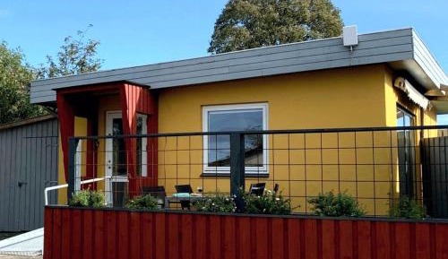 Bungalow with Private Bathroom & Kitchen