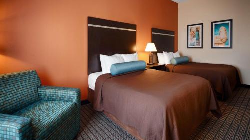 Queen Room with Two Queen Beds - Non-Smoking