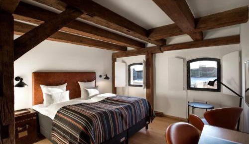 Executive Double Deluxe View Room