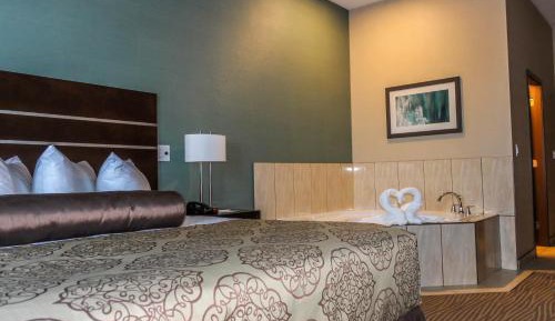 King Room with Sofa Bed - Non-Smoking