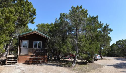 One-Bedroom Cabin