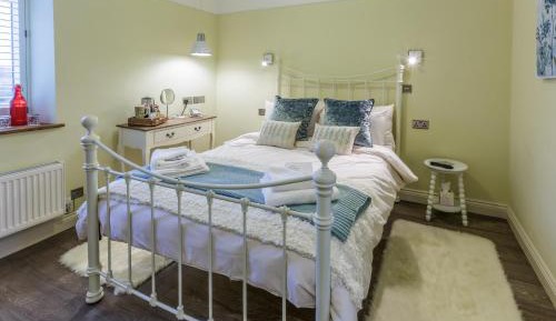 Tucana with Shower Cubicle