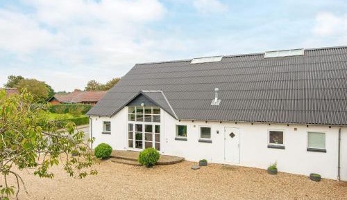 Three-Bedroom Vacation Home 