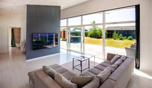 Five-Bedroom Holiday Home