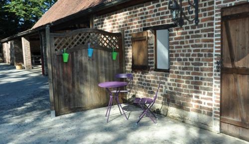 Family Room with Garden View