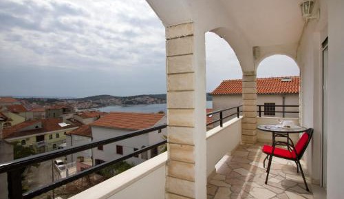 Studio Apartment with Sea View