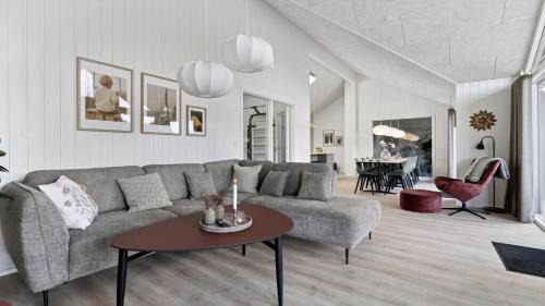 Five-Bedroom Holiday Home