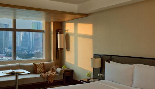 Red Level Room with Executive Lounge Access