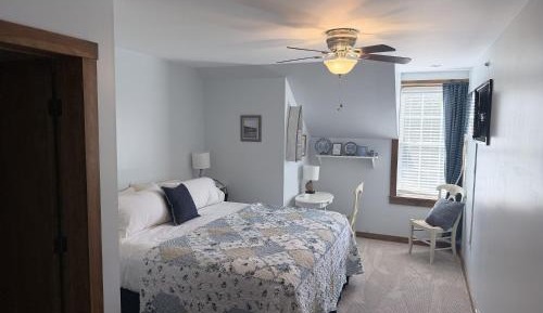 Queen Room