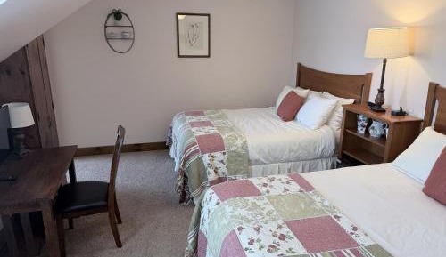 Queen Room