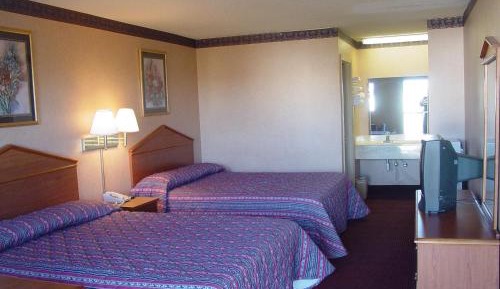 Queen Beds with Two Queen Beds Smoking