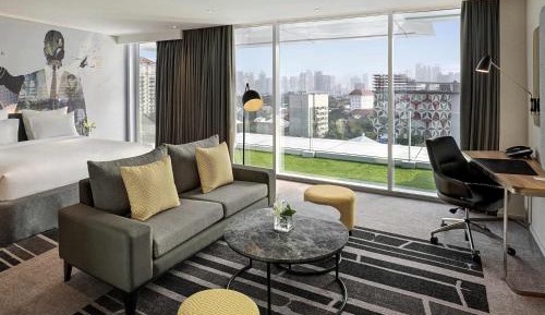 Junior King Suite