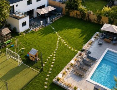 One-Bedroom Villa