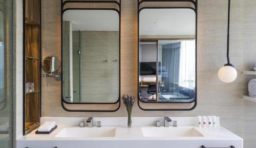 Swiss Prestige King Suite