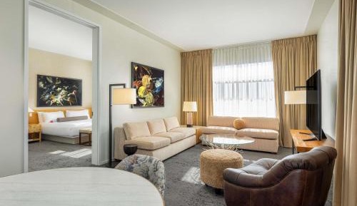 21c Suite