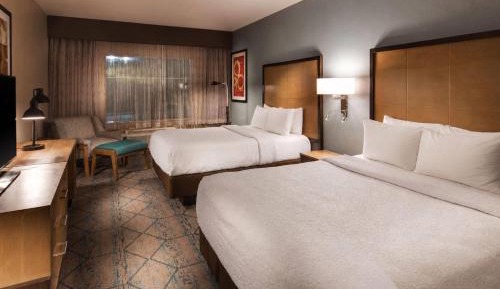 Queen Room with Two Queen Beds - Non-Smoking