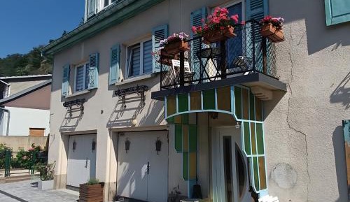 Superior One-Bedroom Apartment with Balcony