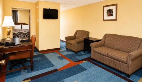 Two-Bedroom Suite