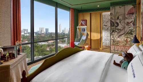 King Room with Giga King Bed
