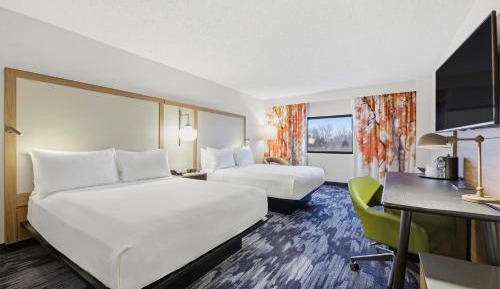 Standard Queen Room with Two Queen Beds