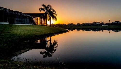 Five-Bedroom Villa with Lake View