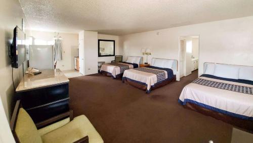 Standard Double Suite
