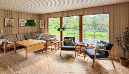 Three-Bedroom Vacation Home 