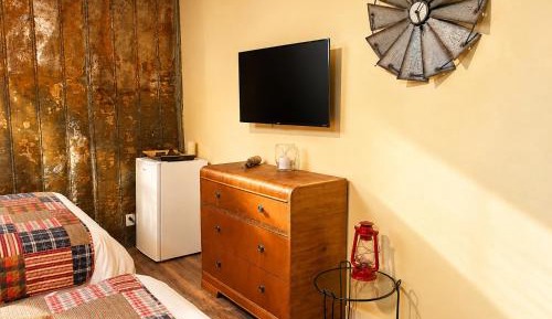 Large Double Room