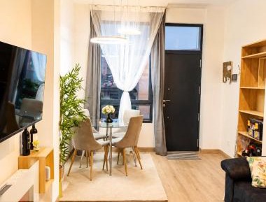 Superior One-Bedroom Apartment