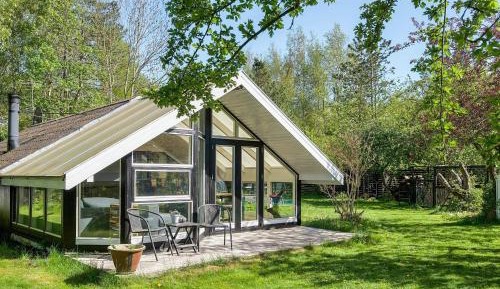 Two-Bedroom Holiday Home
