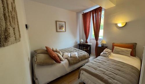 Triple Room with Garden View