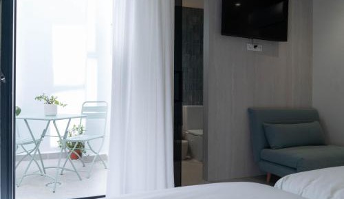 Superior Deluxe Double or Twin Room 