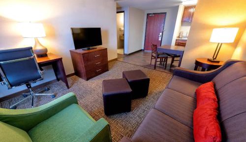 Queen Parlor Suite with Two Queen Beds - Non Smoking