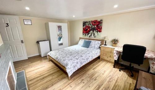 Double Room with Private Bathroom