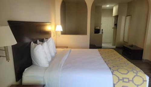 King Room - Non-Smoking