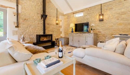 Two-Bedroom Holiday Home