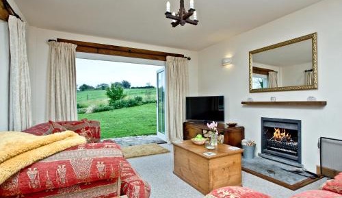 Three-Bedroom Vacation Home 