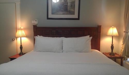 Superior King Suite