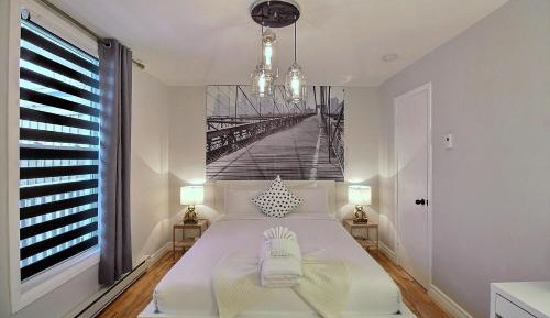 Two-Bedroom Deluxe Apartment