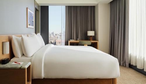 Queen Room - Disability Access