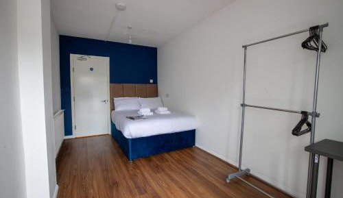 Quadruple Room with Private Bathroom