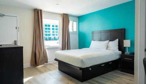 Queen Room - Non-Smoking