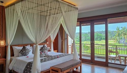 Deluxe Room Balcony with Rice Field View
