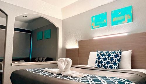 King Suite with Spa Bath