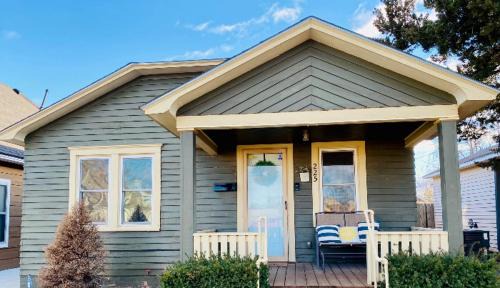 One-Bedroom House