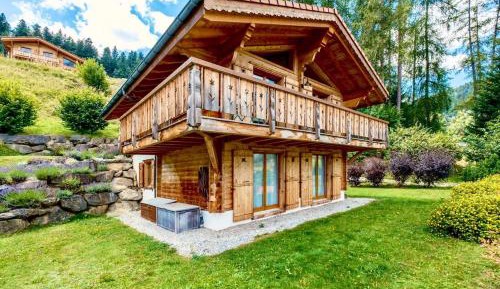 Superior Chalet